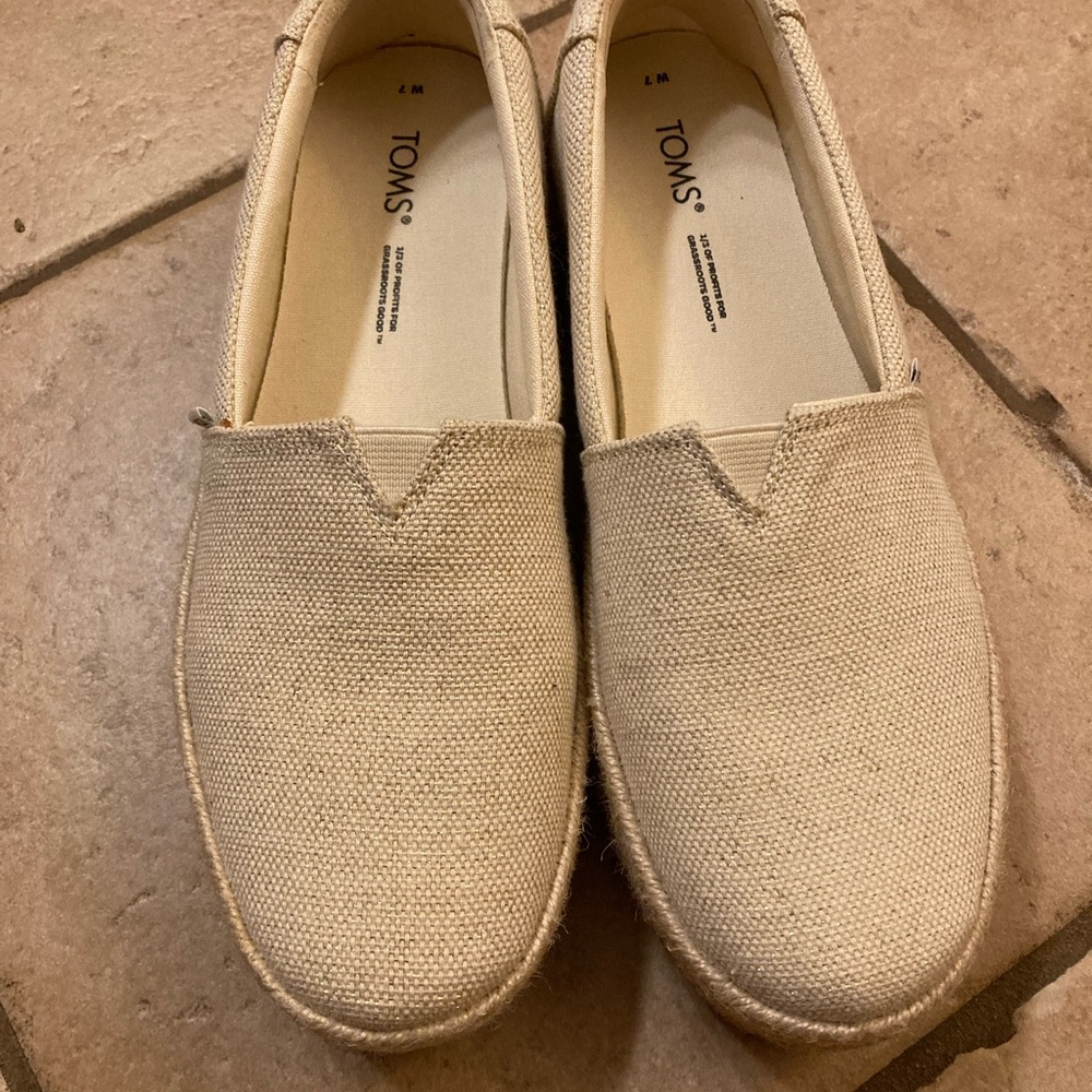 Toms Tan Casual Slip-On Loafers